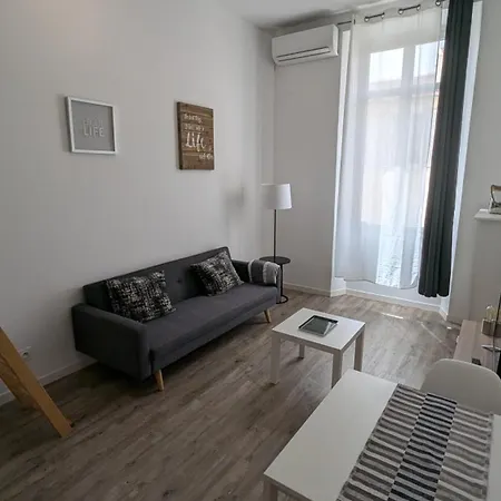 Apartment 41 Leon Noel *